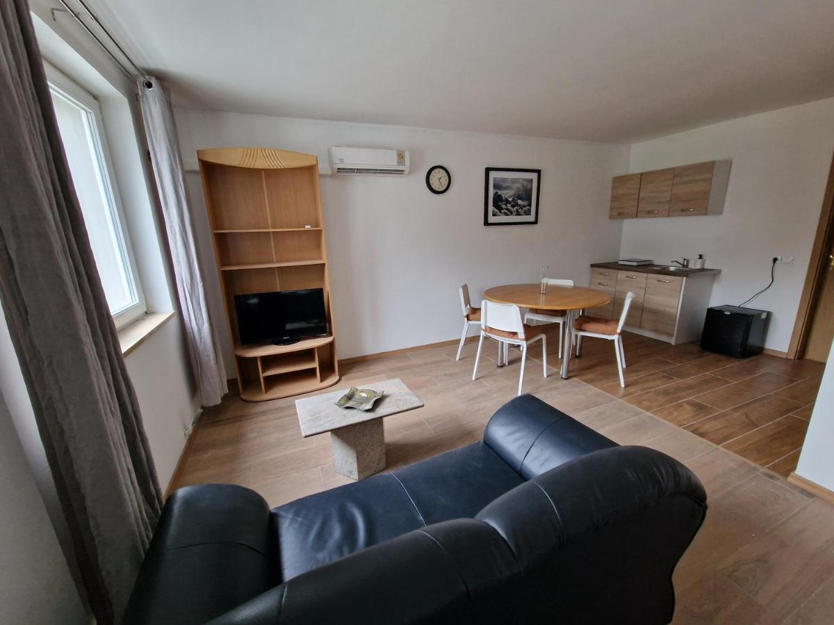 Origo Rooms And Apartments Stahovica المظهر الخارجي الصورة