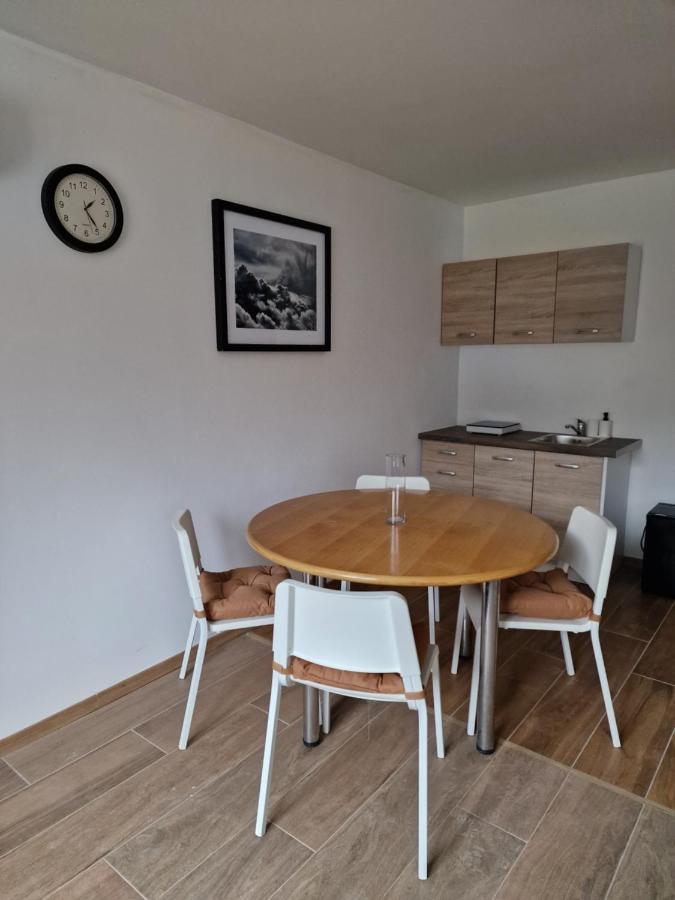 Origo Rooms And Apartments Stahovica المظهر الخارجي الصورة